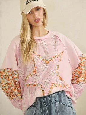 Sage + Fig star patchwork floral Light Pink Star Patch Long-Sleeve Sweatshirt